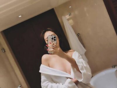 2 Жаш сулуу кыздар